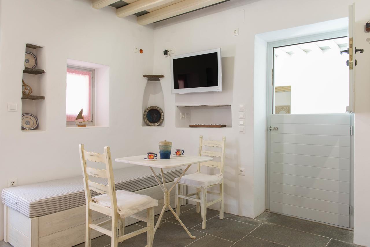 Villa River With Pool Kamares (Sifnos) Exterior foto